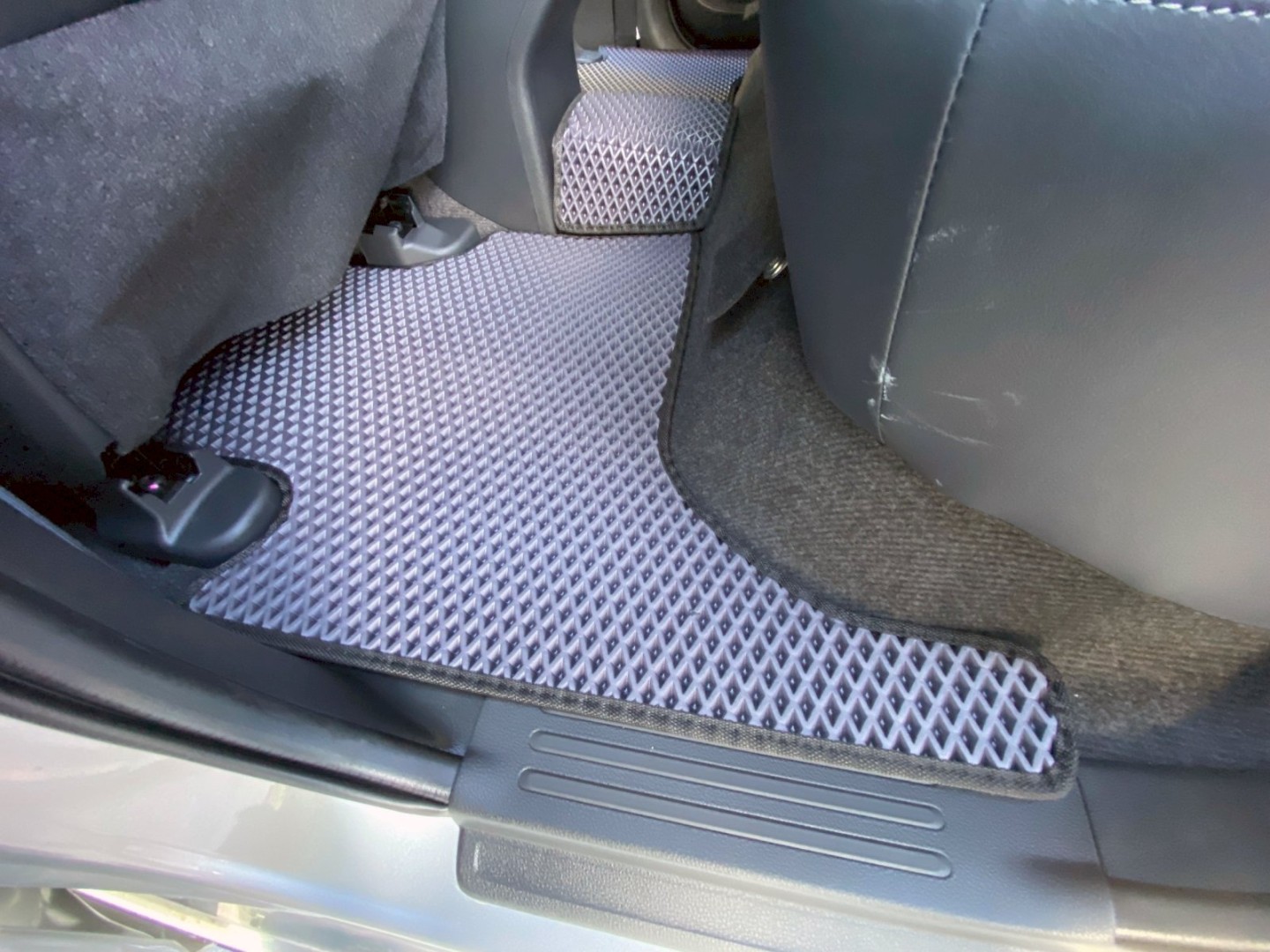 EVA автоковрики для Mitsubishi L200 V 2019-2024 (Double Cab - двойная кабина-4 двери) рестайлинг — RDHCfjofGts resized